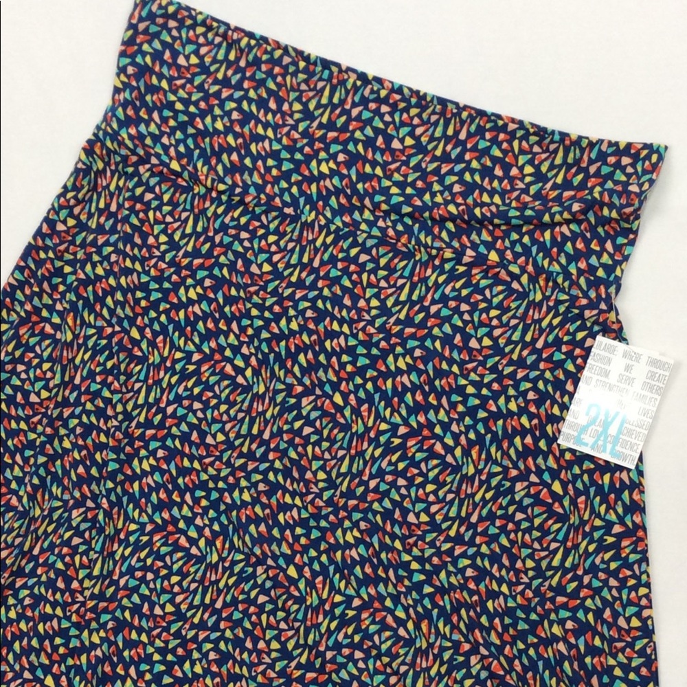 LuLaRoe NWT 2X Azure skirt
